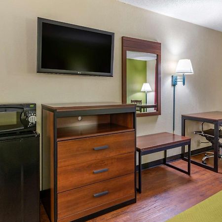 Econo Lodge Fayetteville Kültér fotó