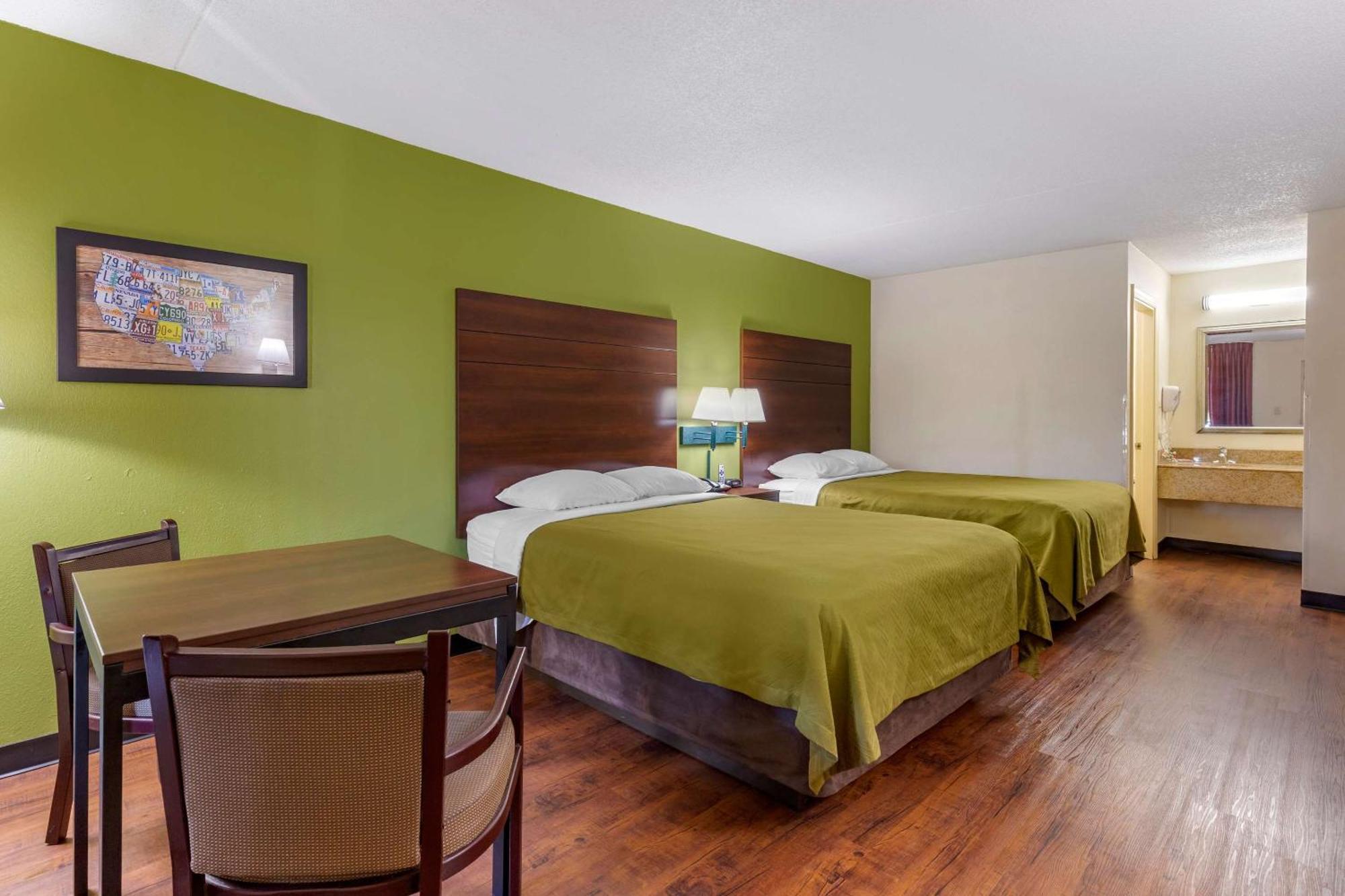 Econo Lodge Fayetteville Kültér fotó