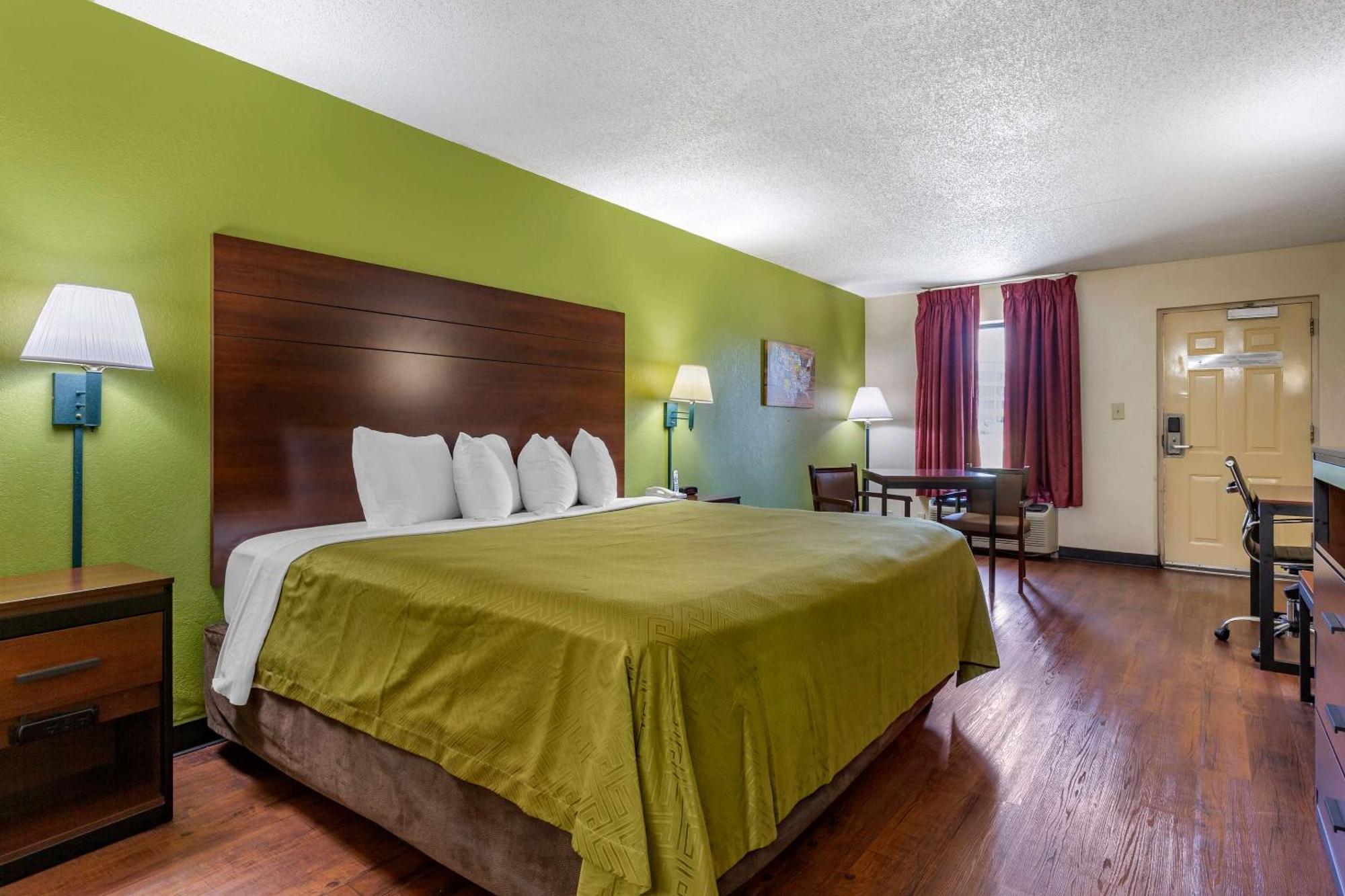 Econo Lodge Fayetteville Kültér fotó